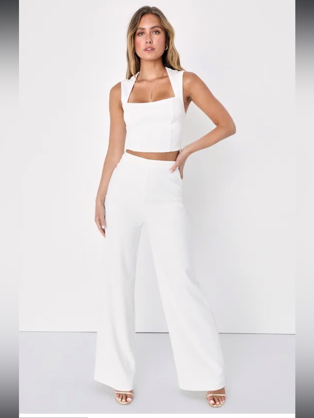 NWT lulus Enticing Endeavors White Two-Piece Jumpsuit size Medium‎